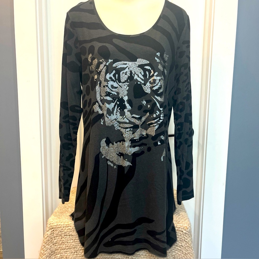 Tricotto Women’s Black Gray Tiger Rhinestone Long Sleeve Dress Tunic Size XL